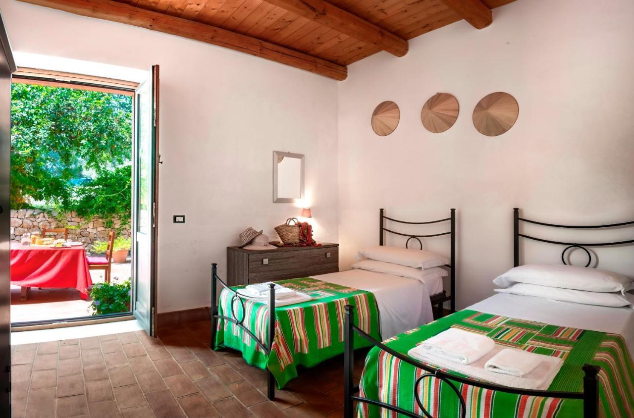Agriturismo Borgo Degli Ulivi Canicattini Bagni ภายนอก รูปภาพ