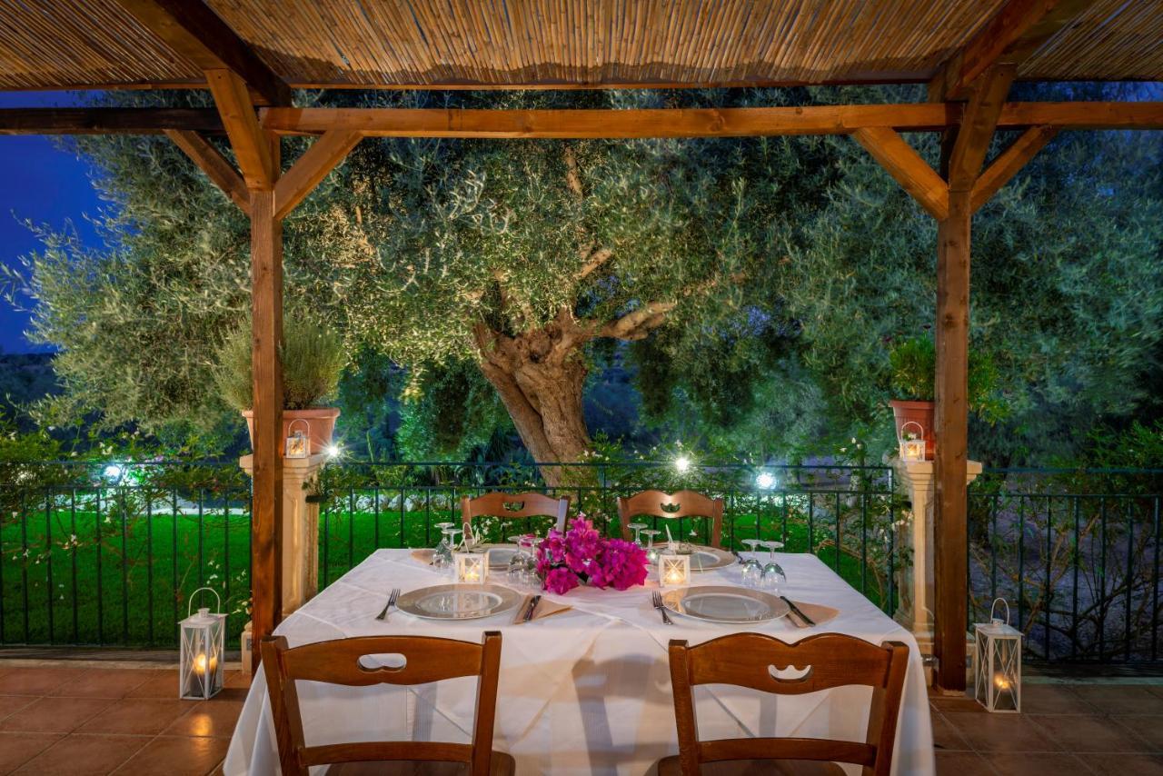 Agriturismo Borgo Degli Ulivi Canicattini Bagni ภายนอก รูปภาพ