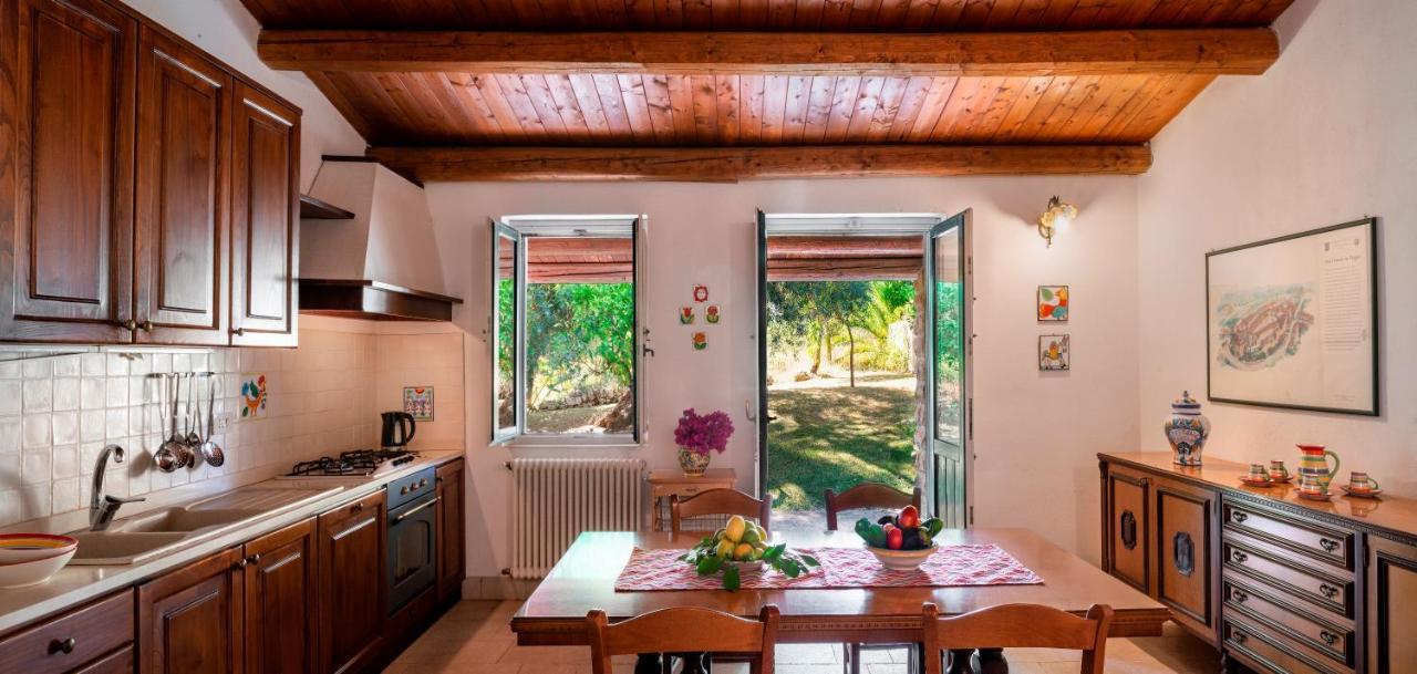 Agriturismo Borgo Degli Ulivi Canicattini Bagni ภายนอก รูปภาพ
