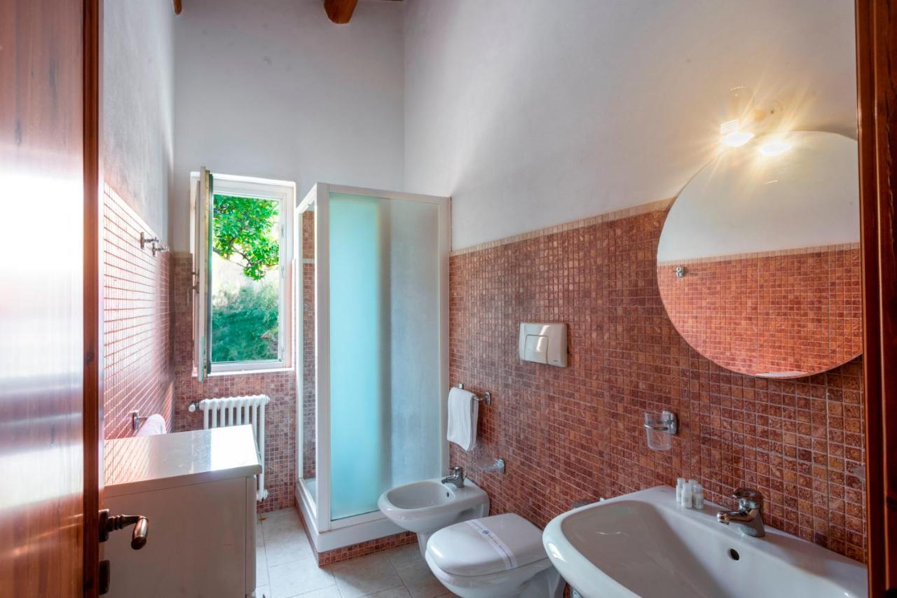 Agriturismo Borgo Degli Ulivi Canicattini Bagni ภายนอก รูปภาพ