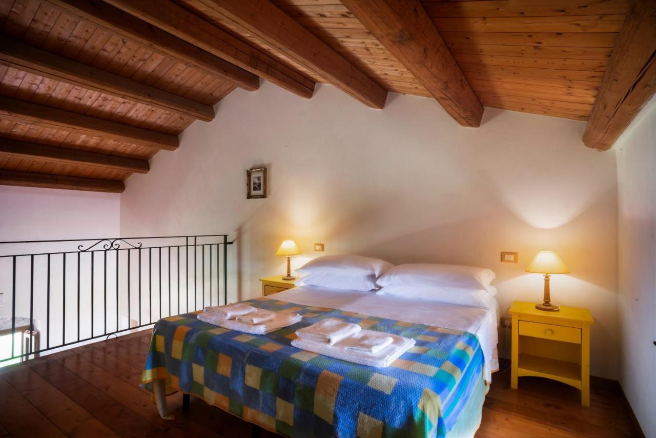 Agriturismo Borgo Degli Ulivi Canicattini Bagni ภายนอก รูปภาพ