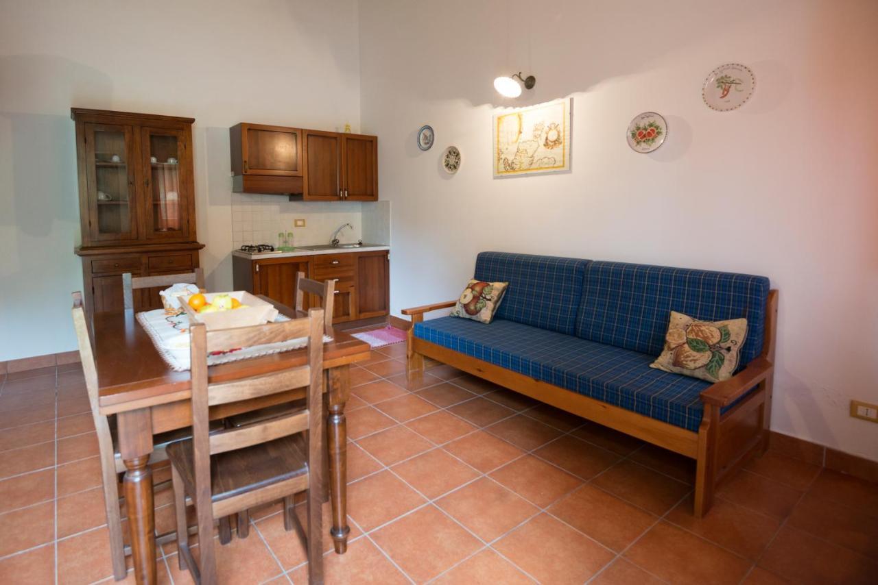 Agriturismo Borgo Degli Ulivi Canicattini Bagni ภายนอก รูปภาพ